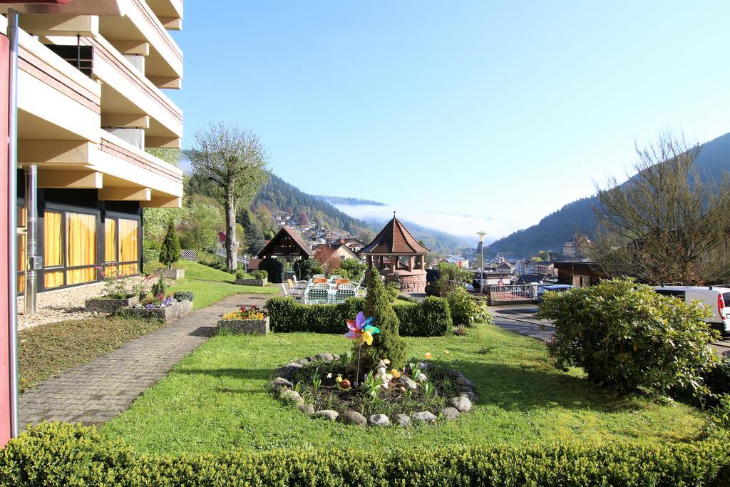 Hotel Bergfrieden บาดวิลด์บาด ภายนอก รูปภาพ